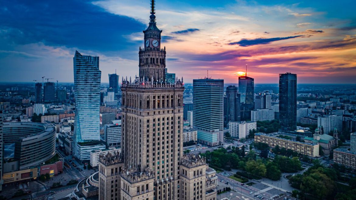 Przewodnik po najbardziej prestiżowych dzielnicach Warszawy dla kupujących luksusowe nieruchomości