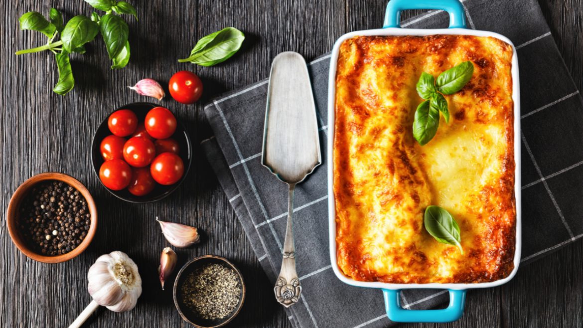 Włoska uczta dla podniebienia: Przepis na Lasagne Bolognese al Forno